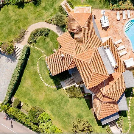 Camelia - Luxury 6 Bedroom With Beautiful Views